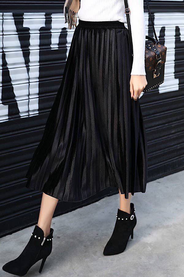 Pleated midi skirt: