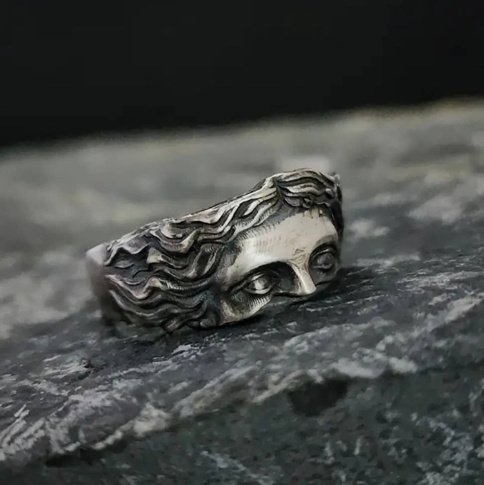 Eyes of Venus Ring