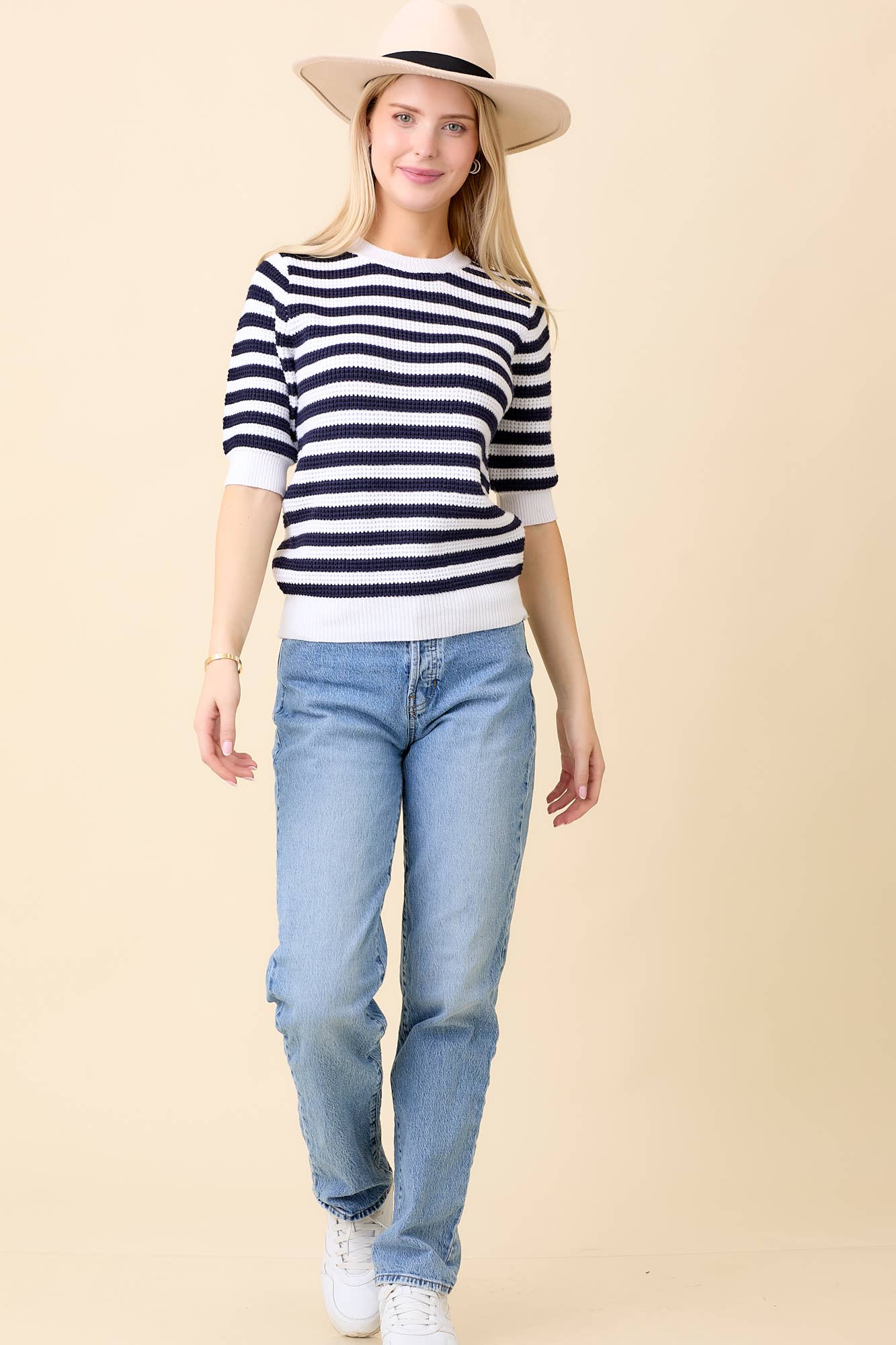 Short Sleeve Sweater Knit Stripe Top: WHITE/NAVY