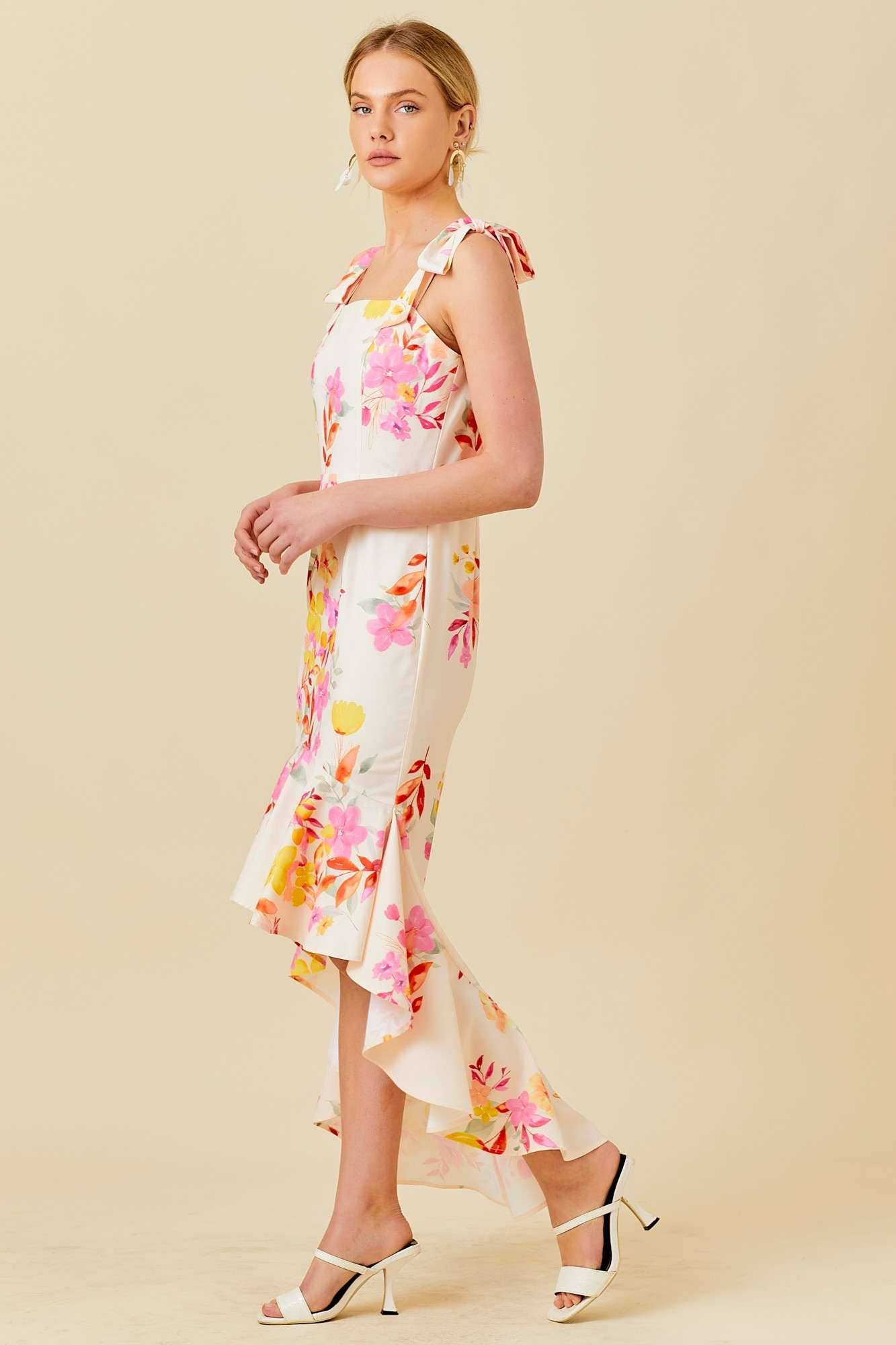 Floral Printed High-Low Ruffled Dress: Floral multi