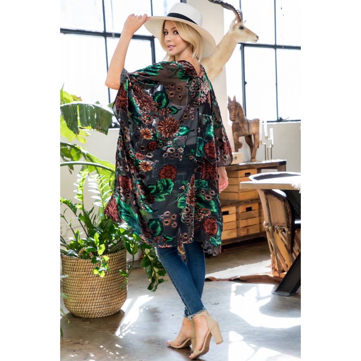 Floral Print Vintage Velvet Kimono