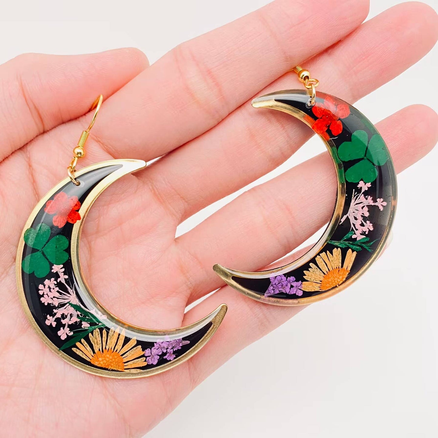 Dried Flowers Floral Large Black Crescent Earrings -PDF/MS: Black